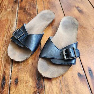 Black and Tan Women’s Sandals With Buckle Single Strap Pleather Suede Size 7